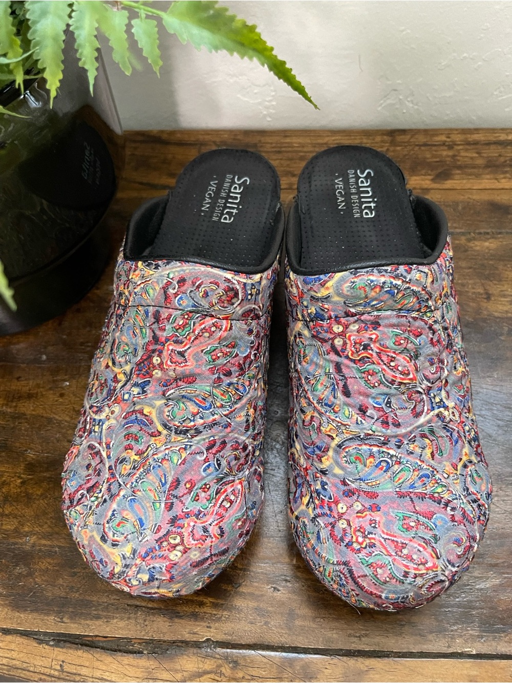 Sanita Paisley Clog Danish Vegan Multicolor Fabric EUC Comfortable!